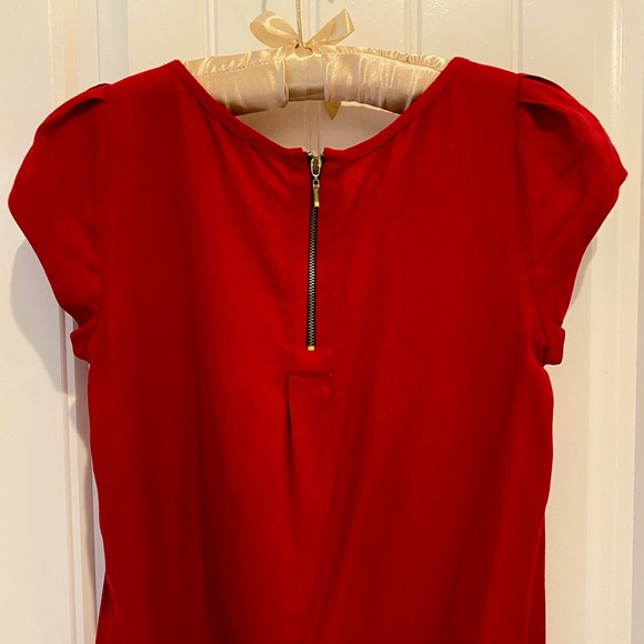 Crimson Red Cap Sleeve Keyhole Blouse - Picture 2 of 3